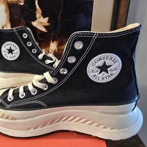 Converse Chuck 70 AT-CX Hi Top Canvas Shoes Lugged Sole Women's US Sz 8.5 NEW